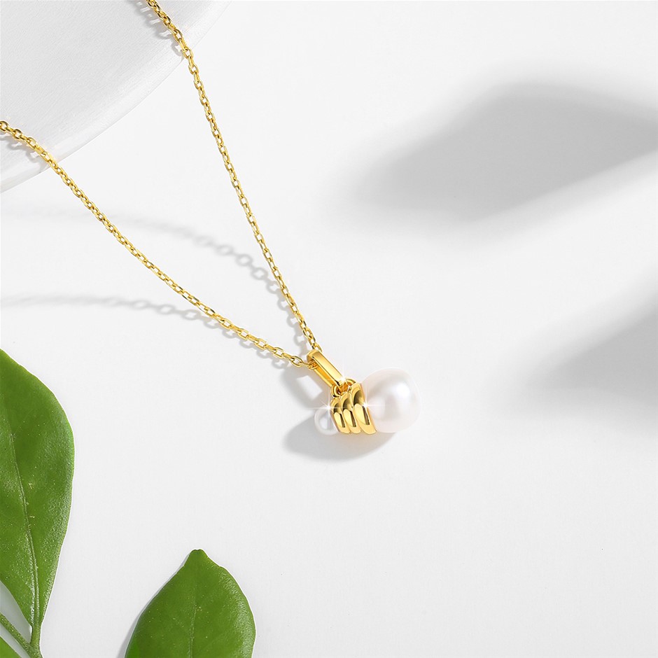 Solid 18K Yellow Gold Natural Pearl Bulb pendant & Free Necklace