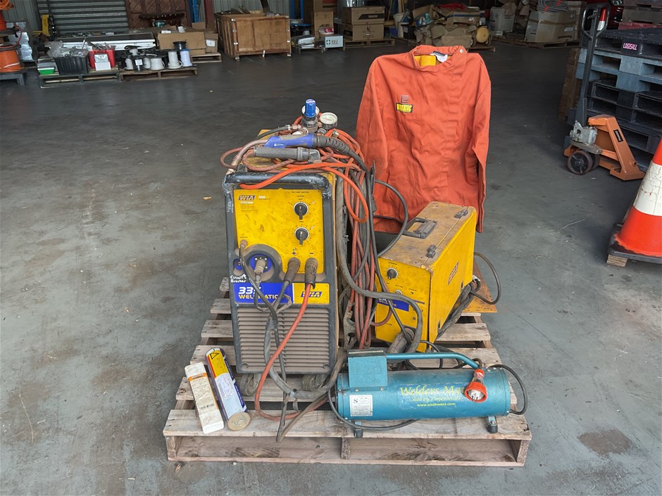 Unreserved Warehouse Clearance