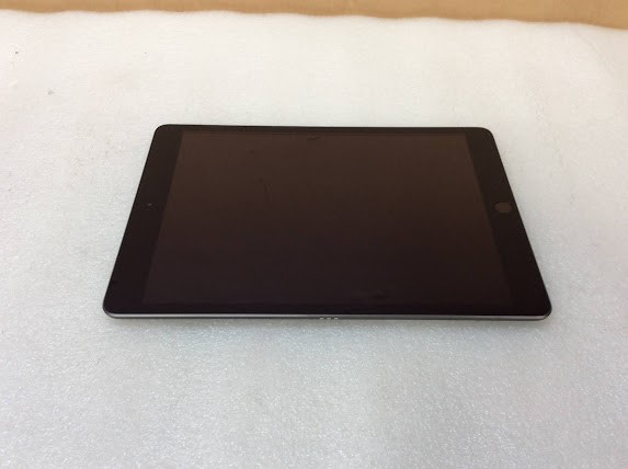 Assorted Mobiles, Computers & IT Equipment – NSW Pickup 