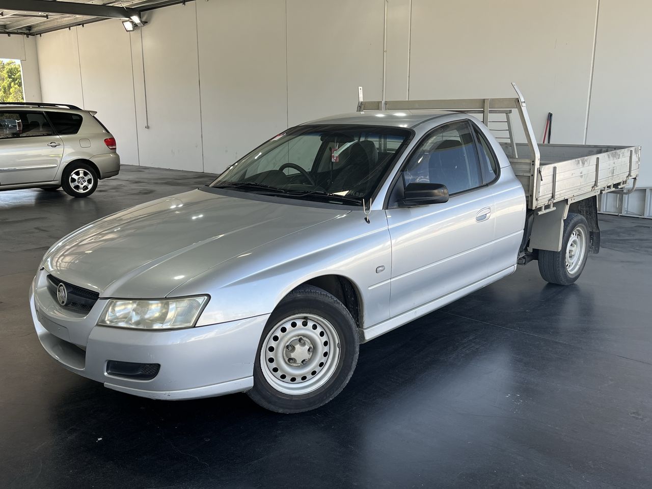 2005 Holden Commodore One Tonner VZ Automatic Cab Chassis