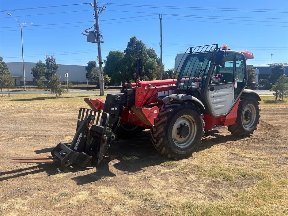 Manitou MT1030S Telehandler