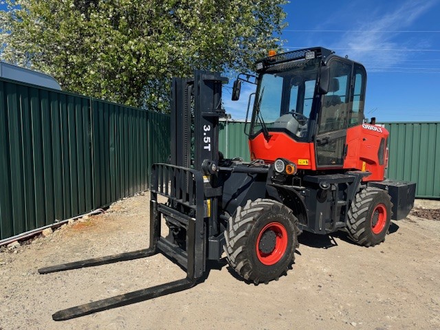 2025 Kobolt RT30 Rough Terrain Forklift (Unused)