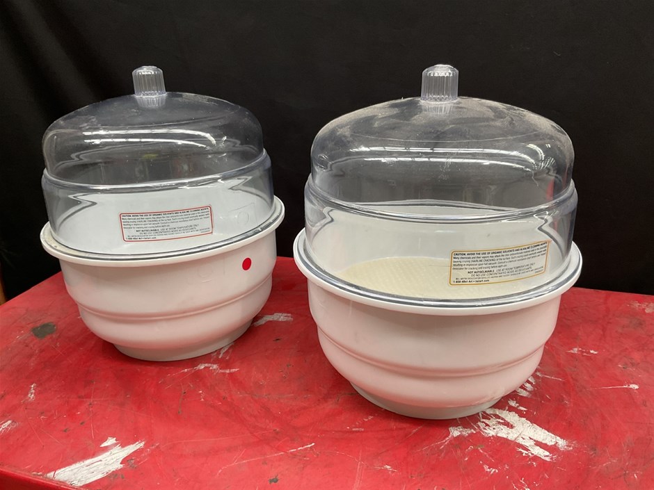 <p>2 x Desiccators </p>