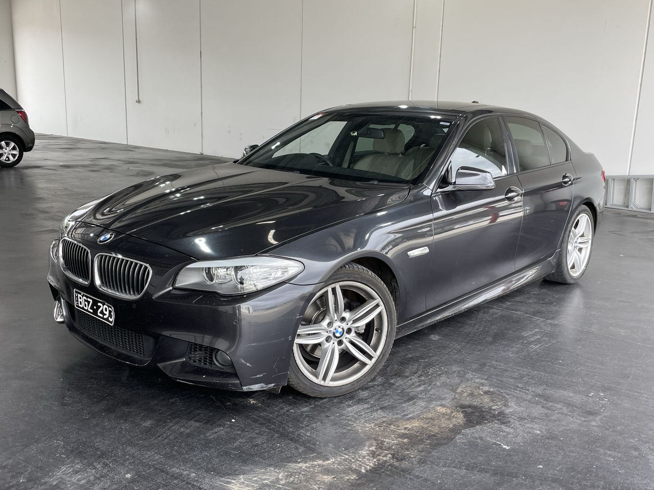 2011 BMW 5 Series 520i F10 Automatic - 8 Speed Sedan
