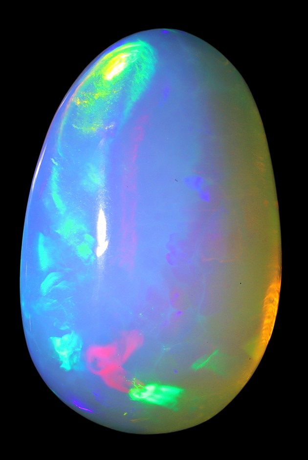 5.26 Carats Color Play Ethiopian Opal