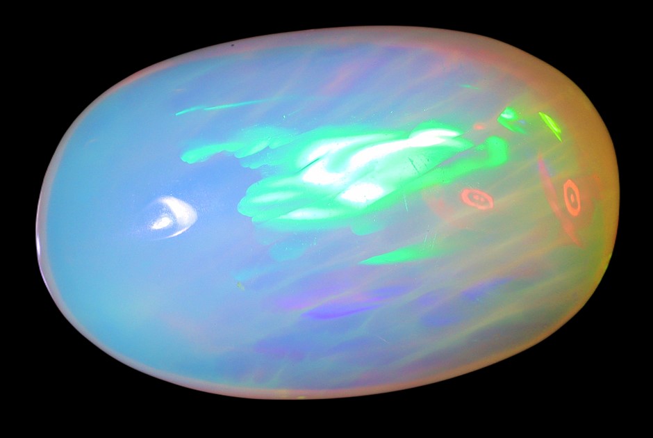 5.27 Carats Color Play Ethiopian Opal