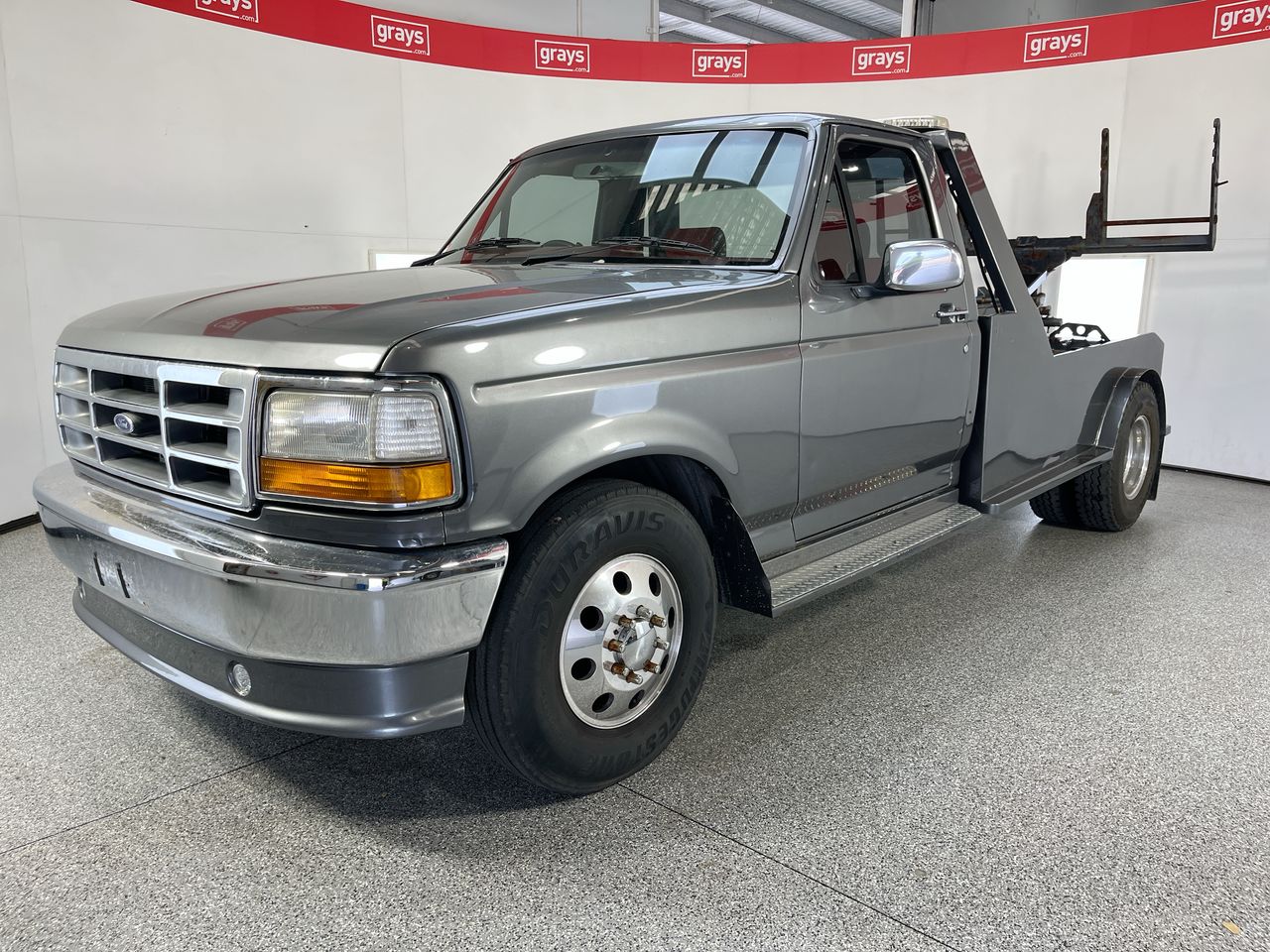Ford Bronco Automatic Tow Truck