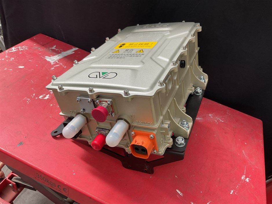 INVT GVD500-32LZ 2-in-1 Inverter.