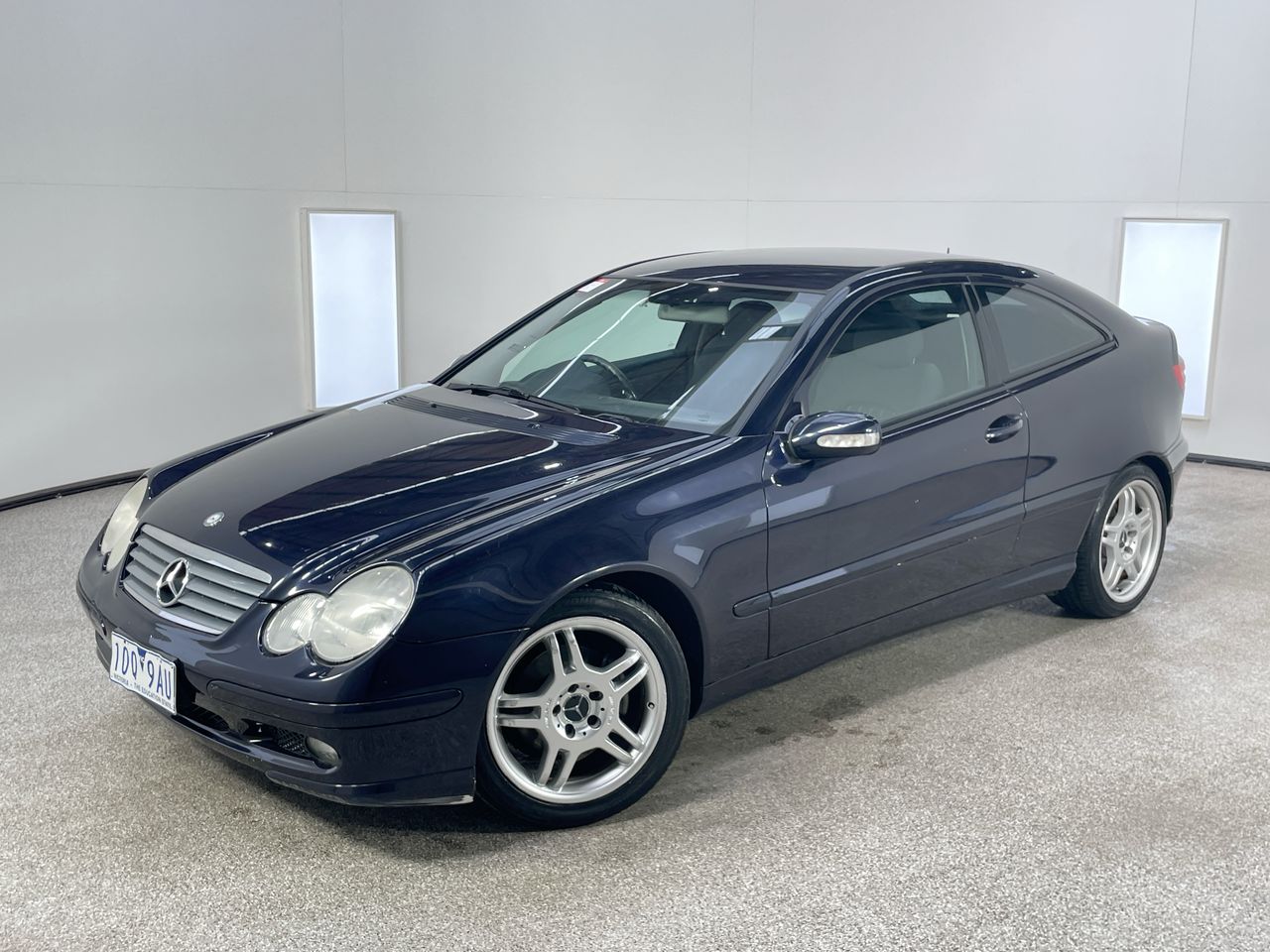 2001 Mercedes Benz C200 Kompressor CL203 Automatic Coupe