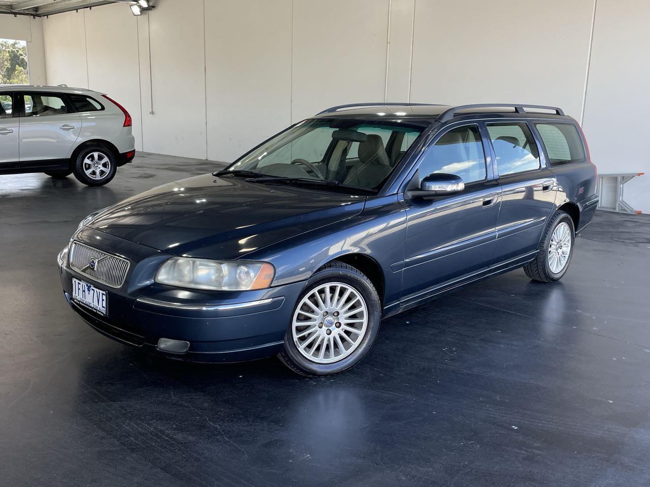 2006 Volvo V70 2.4 20V SE Automatic Wagon