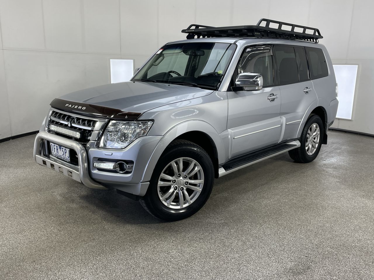 2015 Mitsubishi Pajero Exceed (4x4) NX TD AT 7 Seats Wagon