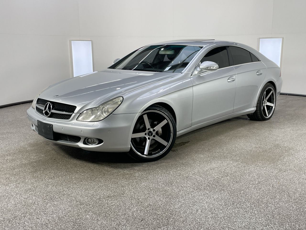 2005 Mercedes Benz CLS-Class CLS 500 C219 Automatic Coupe