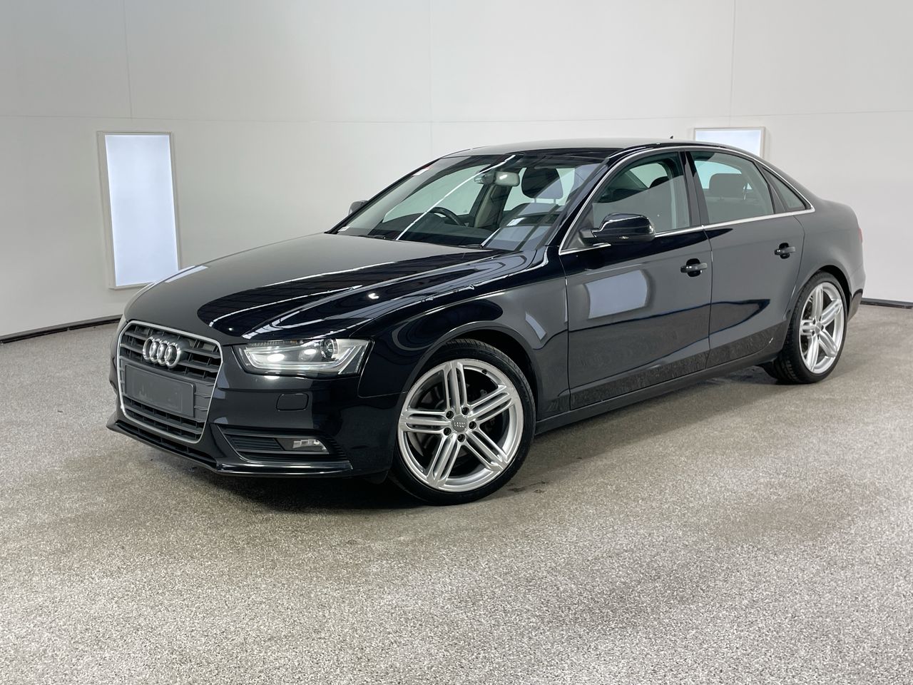 2013 Audi A4 1.8 TFSI B8 CVT Sedan