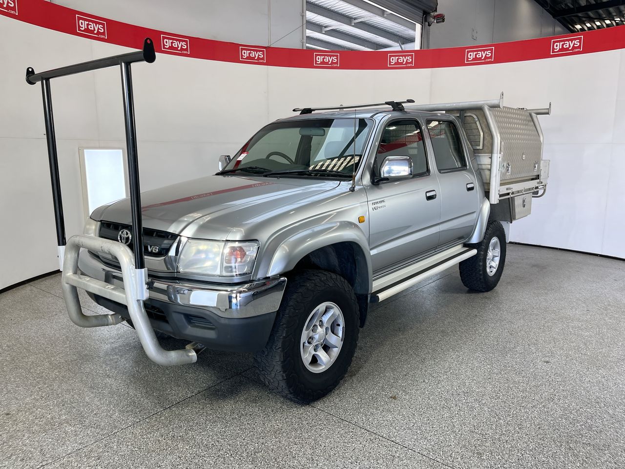 2005 Toyota Hilux SR5 (4x4) Manual Dual Cab