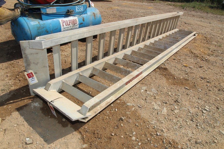 Whipps Load Master Alloy Plant Loading Ramp Auction (0091-5059741 ...