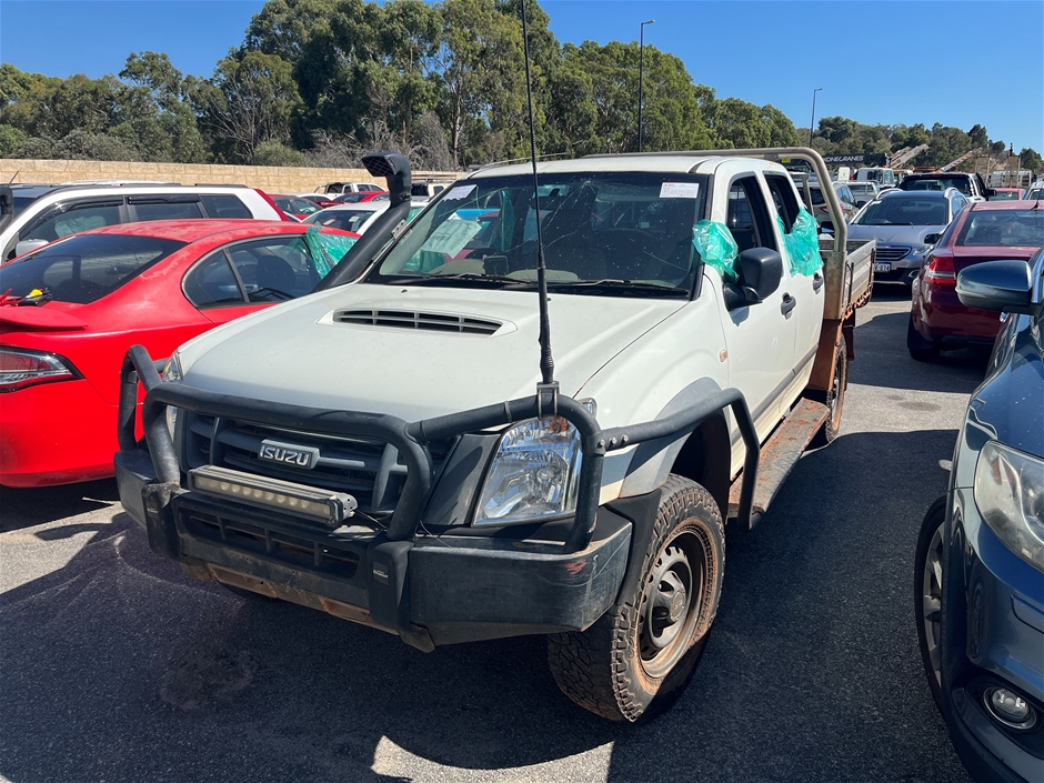 2012 Isuzu D-MAX 4X4 SX Turbo Diesel Manual Crew Cab Chassis