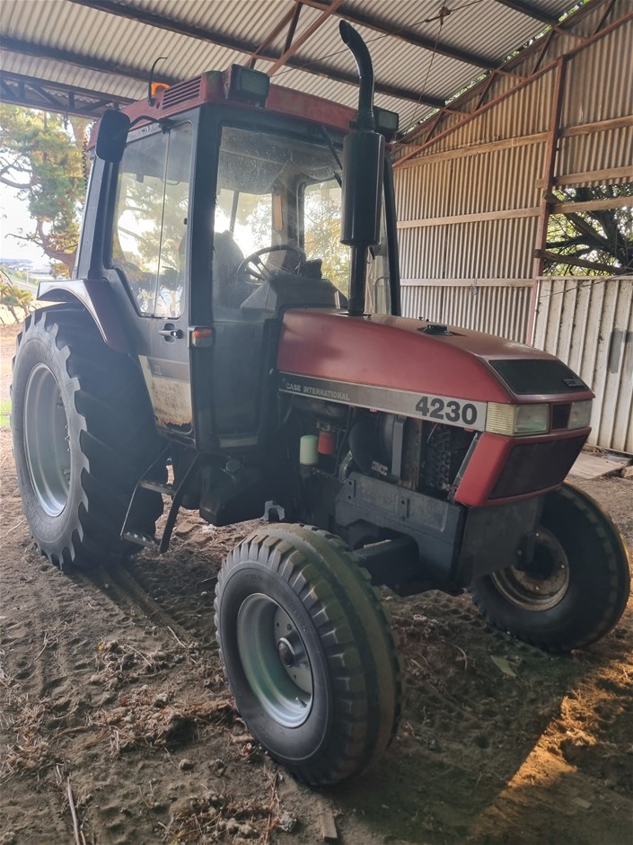 Case 4230 Tractor