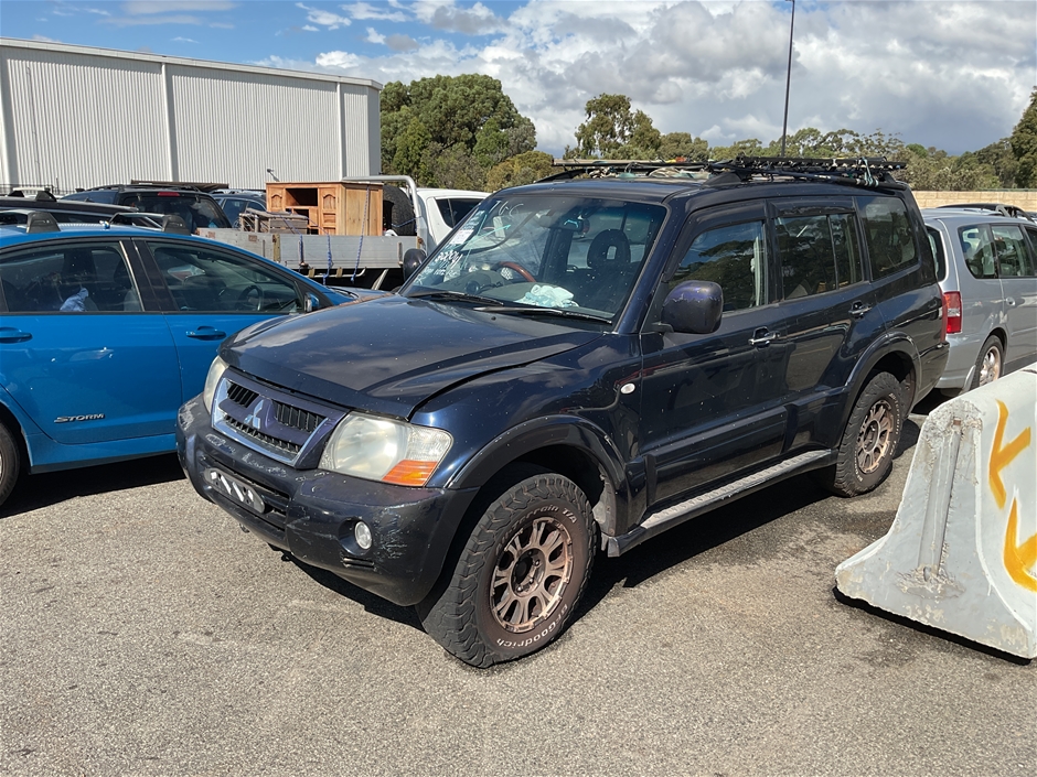 2005 Mitsubishi Pajero Shogun Automatic 7 Seats Wagon (Import)