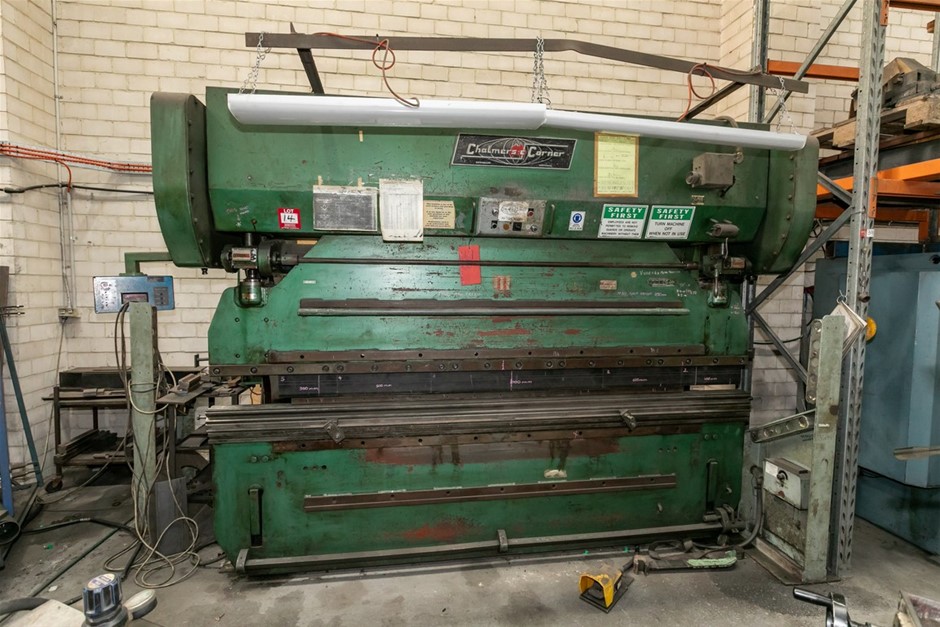 Chalmer's & Corner 35TON 30T Brake Press