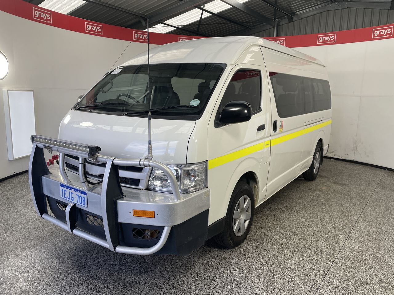 2013 Toyota Hiace Commuter KDH223R