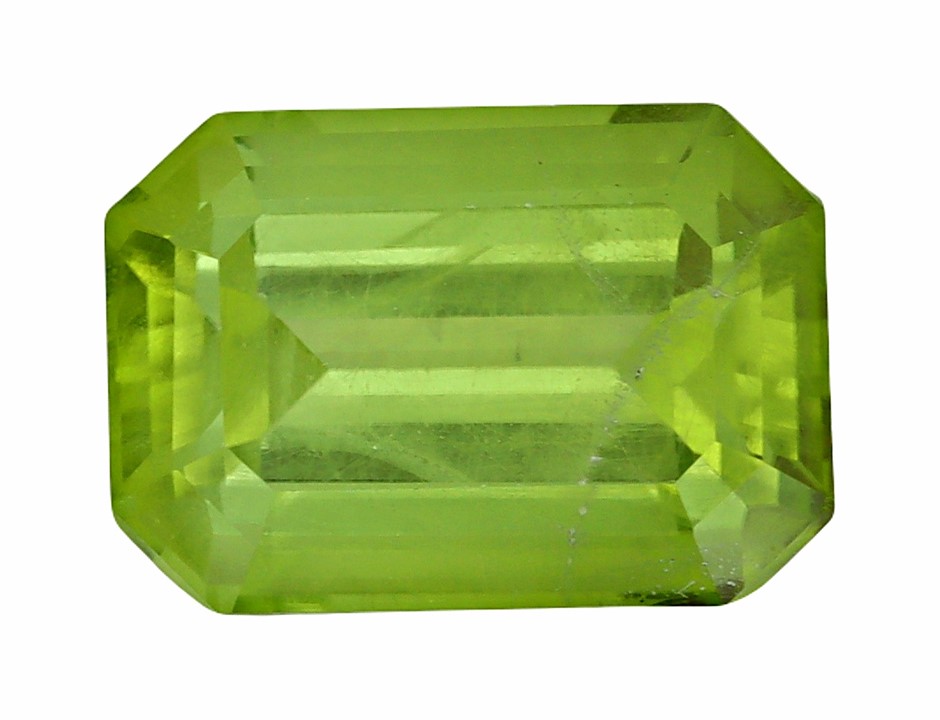5.67 Carats Green Peridot from Pakistan