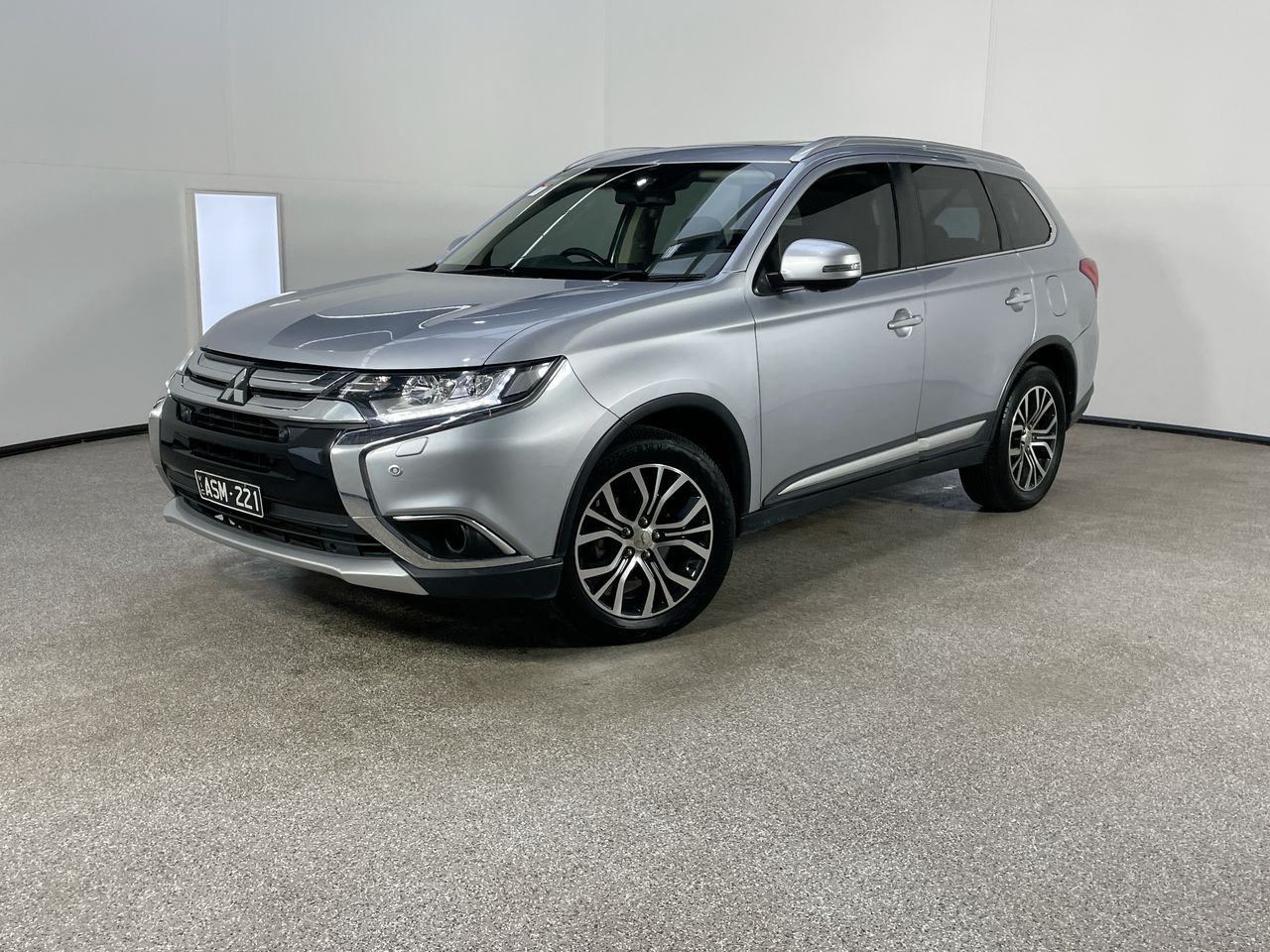 2017 Mitsubishi Outlander EXCEED 4WD ZK T/D Auto 7 Seats 