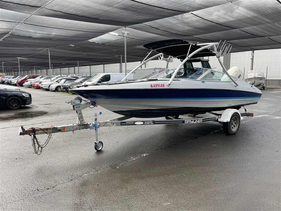 Bayliner Capri