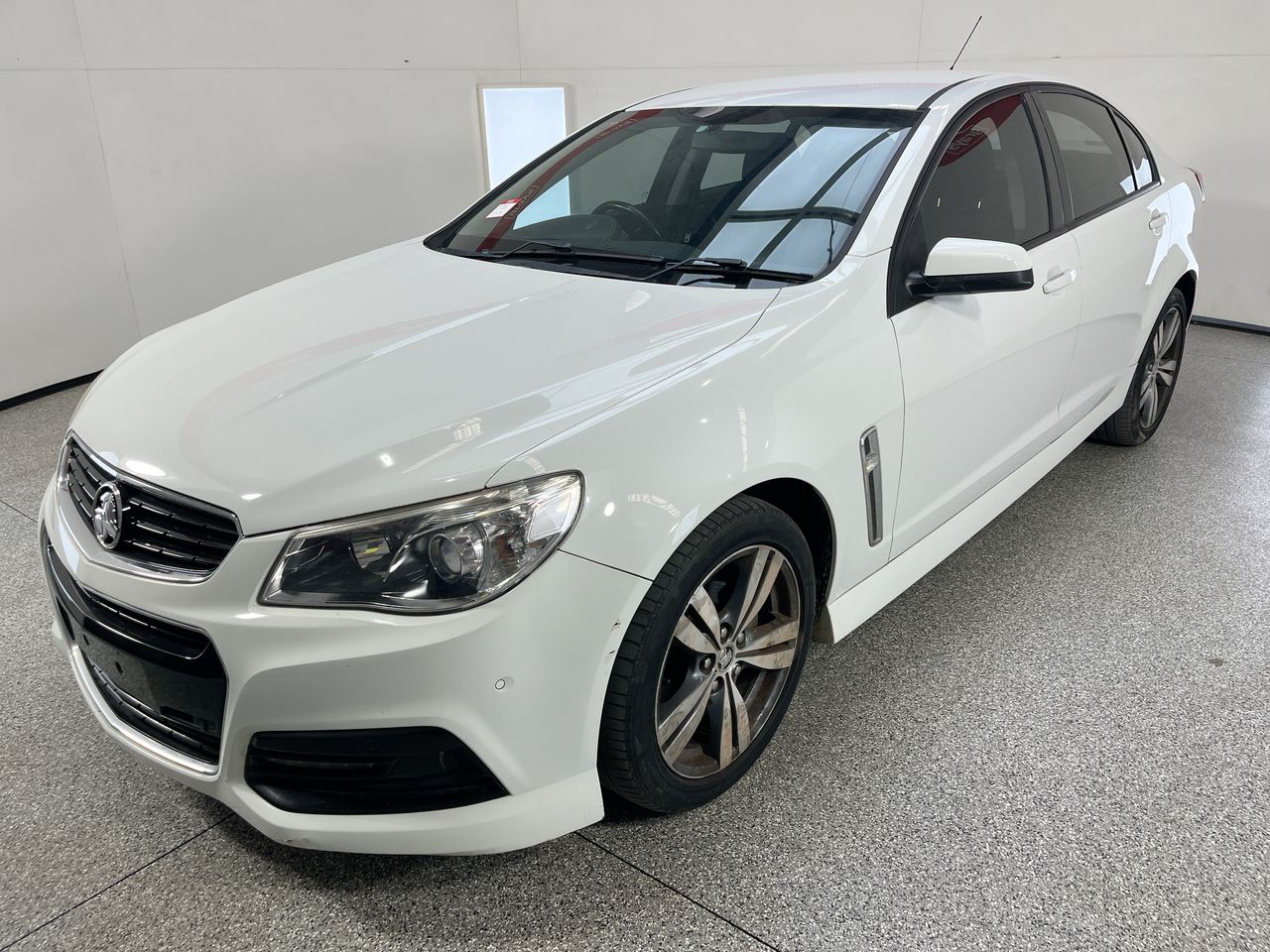 2014 Holden Commodore SV6 VF Automatic Sedan Auction (0001-50712013 ...
