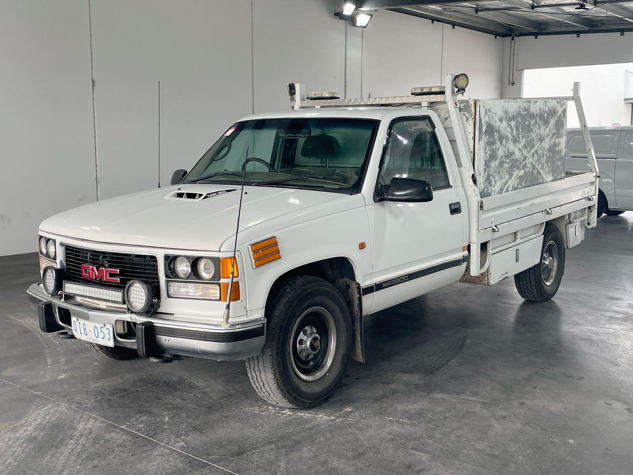 2000 Holden GMC D2 Automatic Cab Chassis