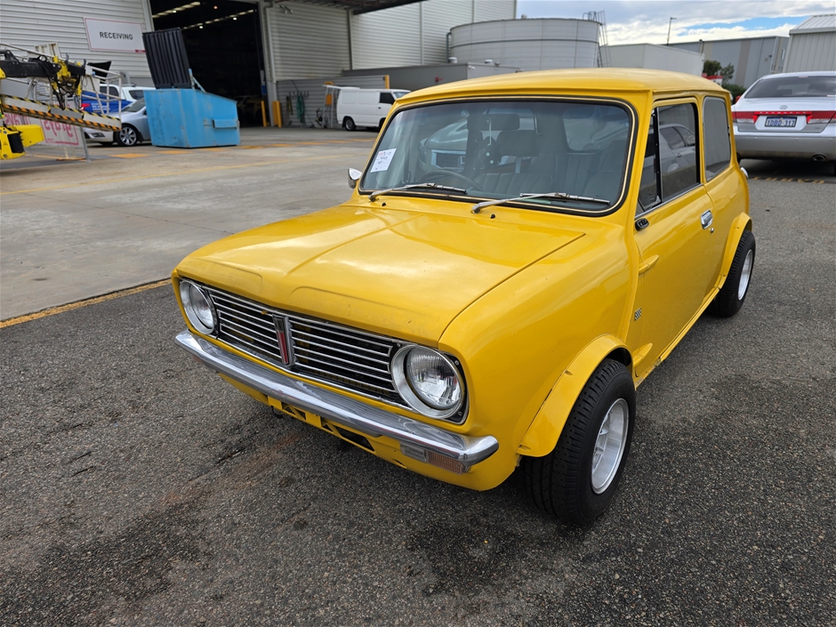 1976 Leyland Mini Manual Hatchback