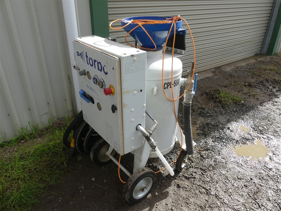 Torbo CPL-580 Dustless Sand Blasting Unit