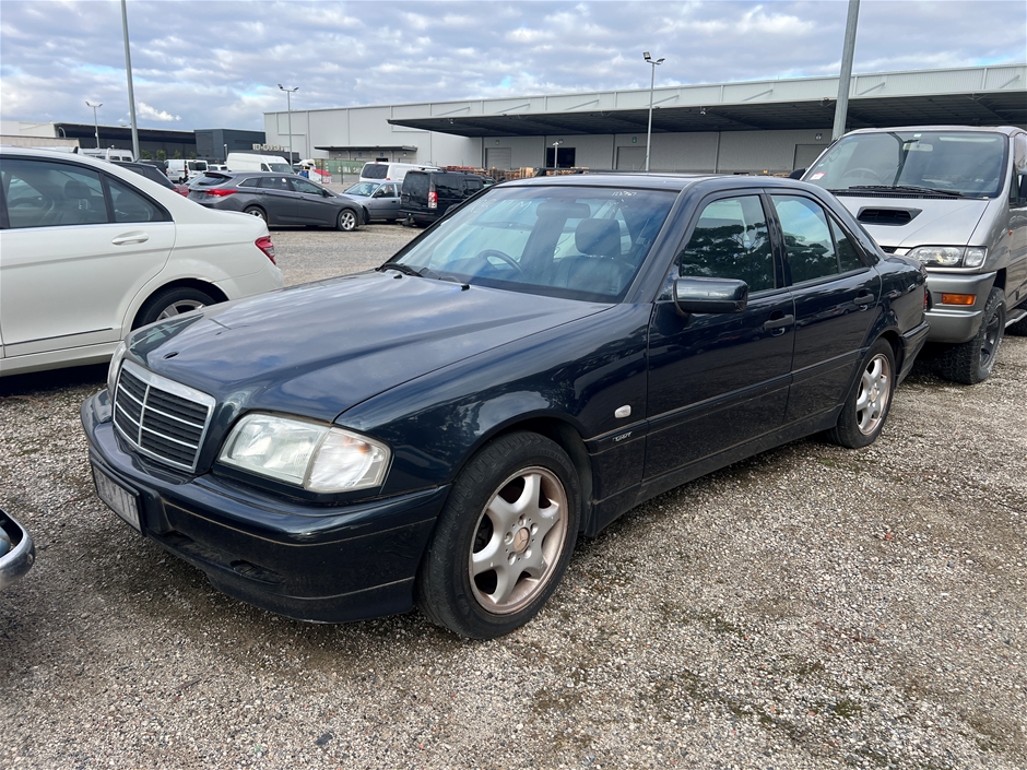 1998 Mercedes Benz C200 Classic W202 Automatic Sedan
