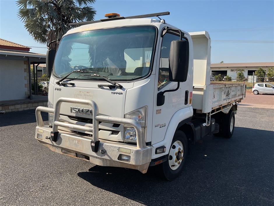 No Reserve Ex-Hire Excavation & Construction Equipment - NT