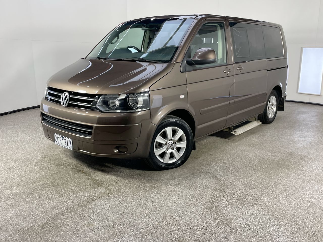 2011 Volkswagen Multivan 103 TDI COMFORTLINE T5 Turbo Diesel Automatic 7 Seats People Mover