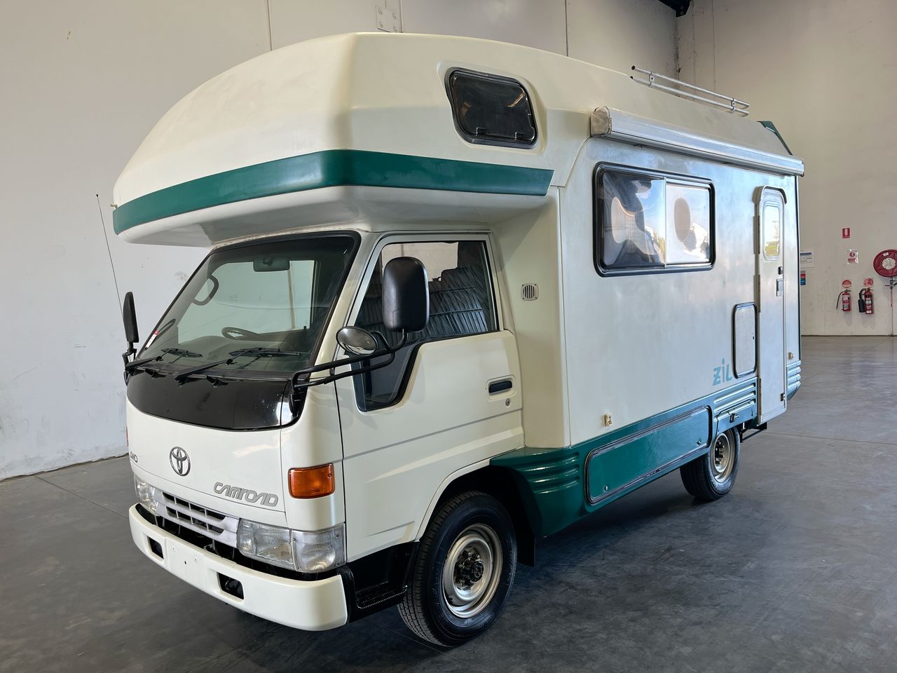 1998 Toyota Camroad Motorhome 4WD Automatic Campervan