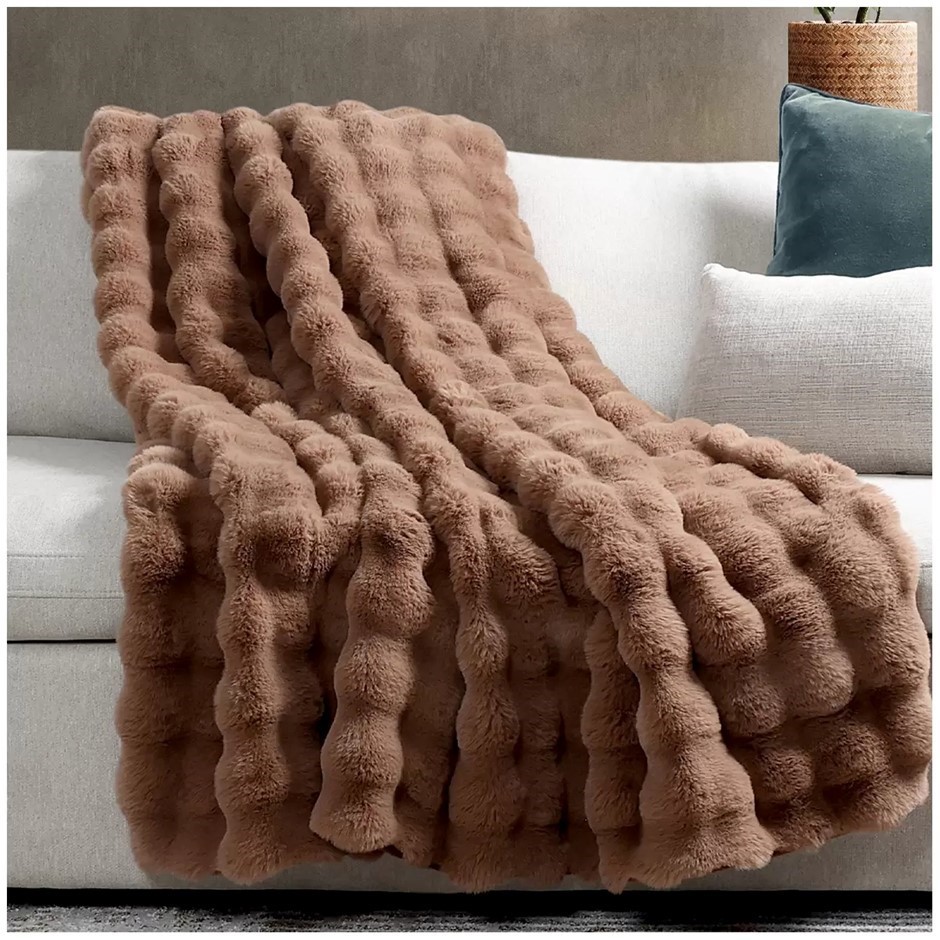 HOUSE & HOME Bubble Faux Fur Throw 152 x 177cm, Light Brown. NB: Not in ori