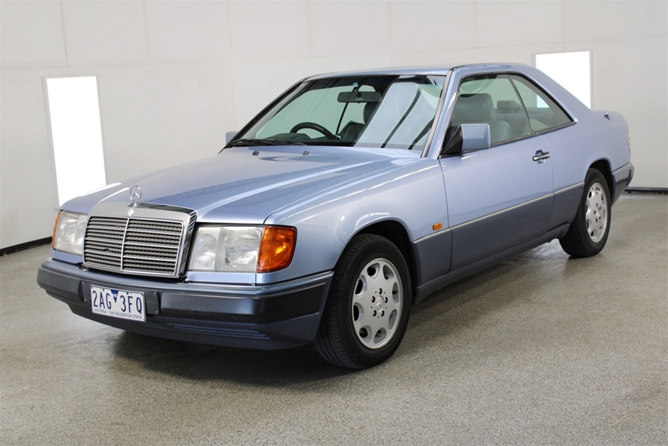 1993 Mercedes Benz 320 CE C124 Automatic Coupe