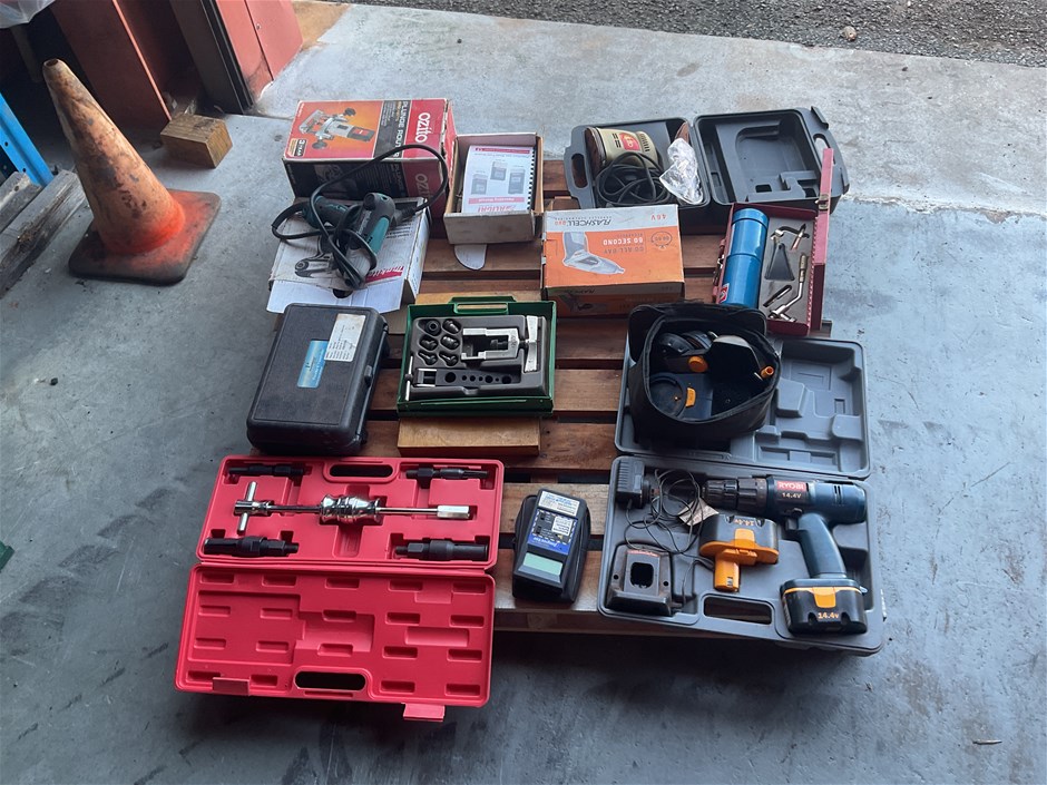 Unreserved Warehouse Clearance