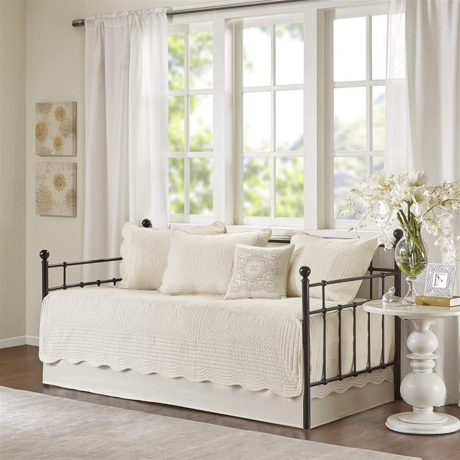 MADISON PARK 6 Piece Daybed Cover Set, Tuscany Cream. Incl: 1x Daybed Cover