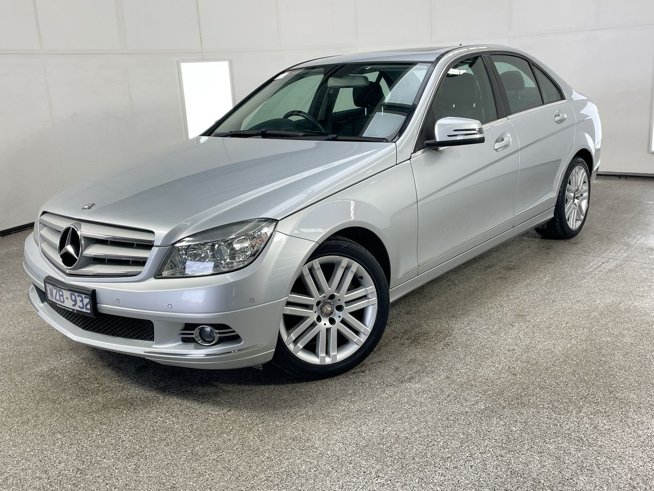 2009 Mercedes Benz C200 Kompressor Classic W204 Automatic Sedan