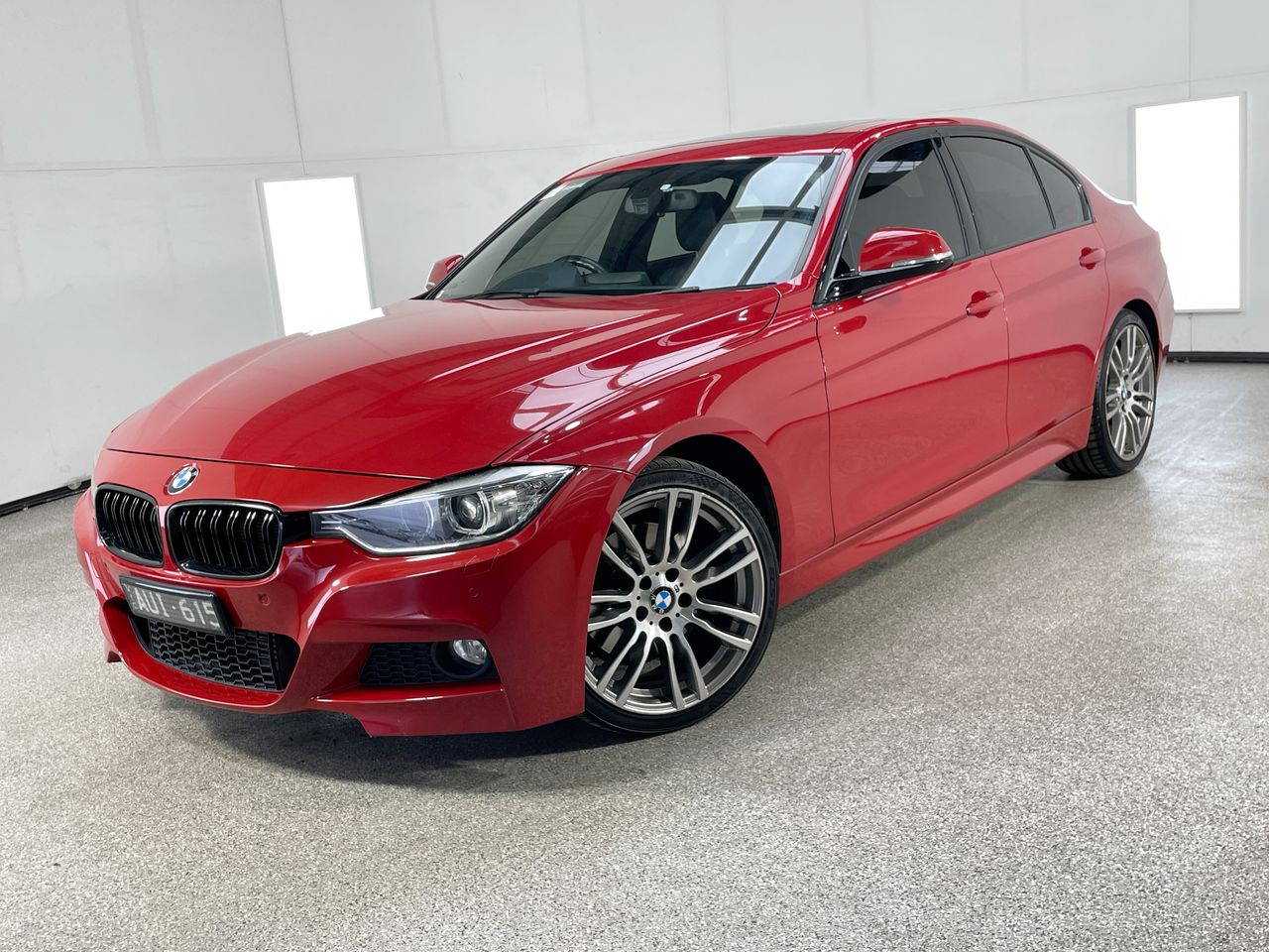 2013 BMW 3 Series 328i F30 Automatic - 8 Speed Sedan