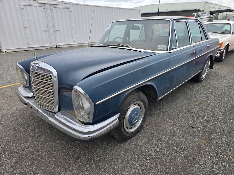 1965 Mercedes-Benz 280 SE Automatic Sedan