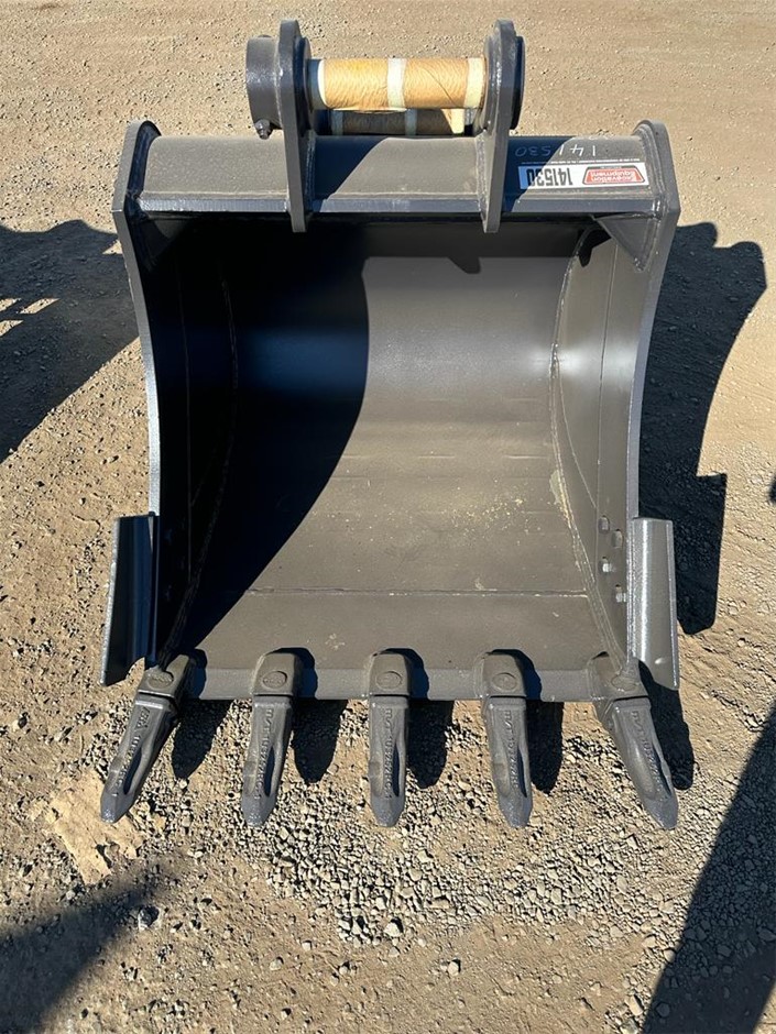 2025 900mm GP/Digging Bucket to Suit 10-17T Excavator (Unused)