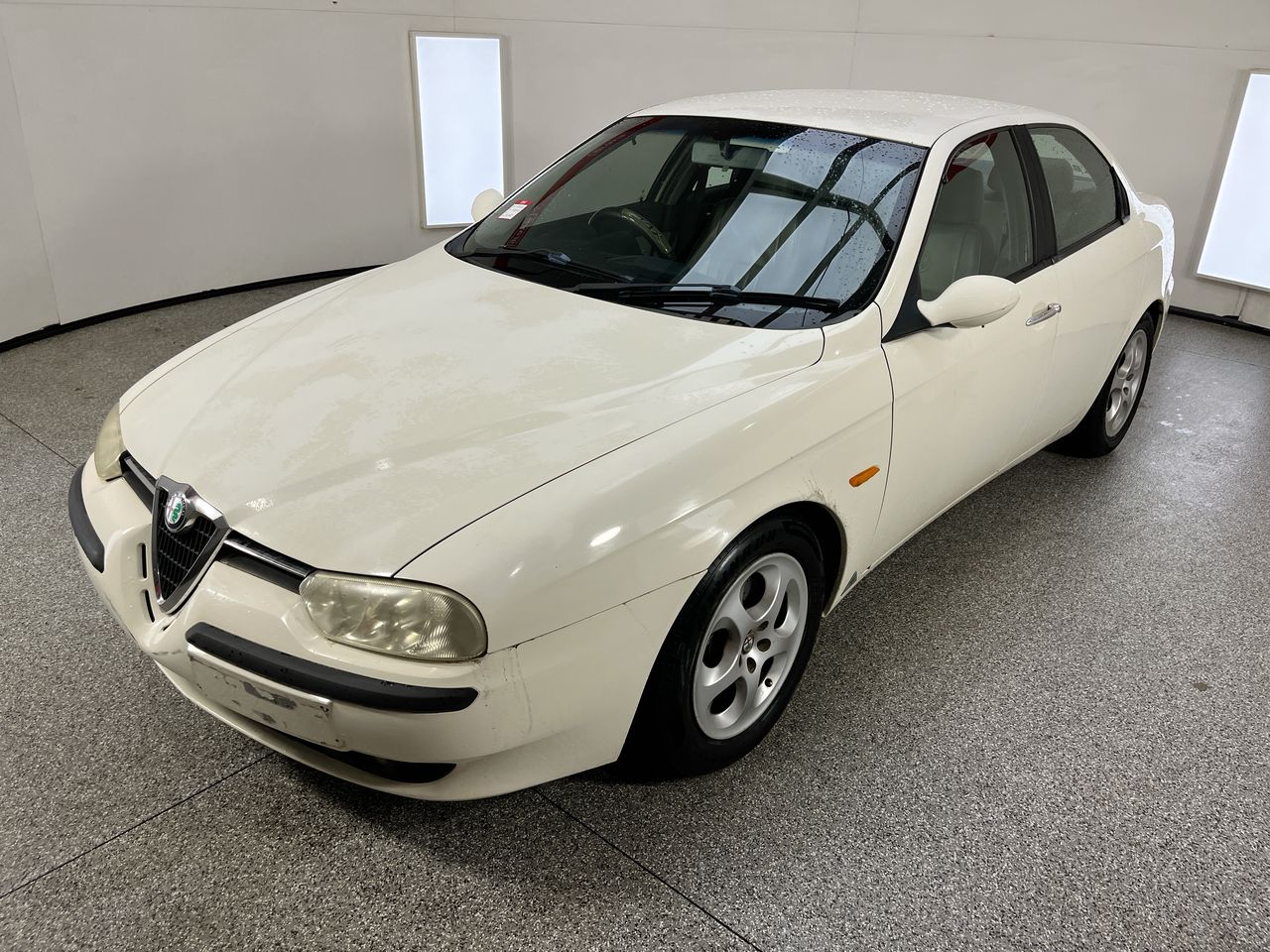2000 Alfa Romeo 156 2.0 Twin Spark Clutch less manual Sedan