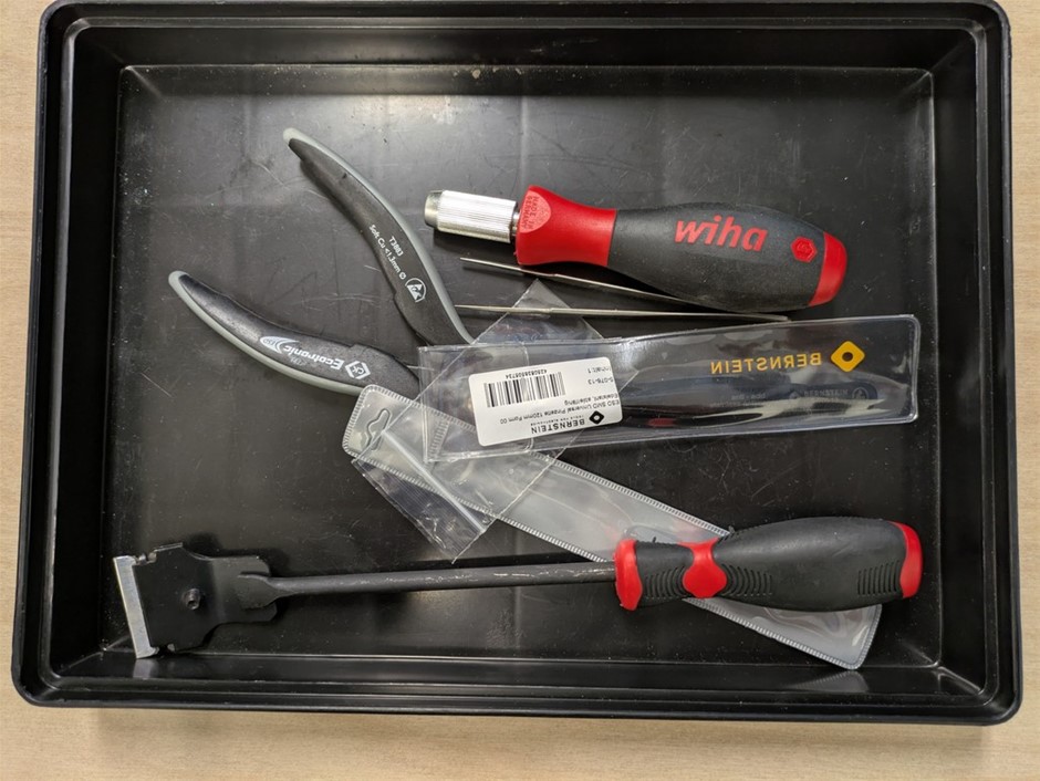Tray with wire Cutters, Tweezers, Scraper Auction (0354-5060783 ...