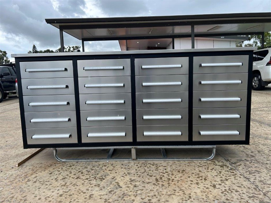 2026 20 Drawer Stainless Steel Work Bench (Unused)