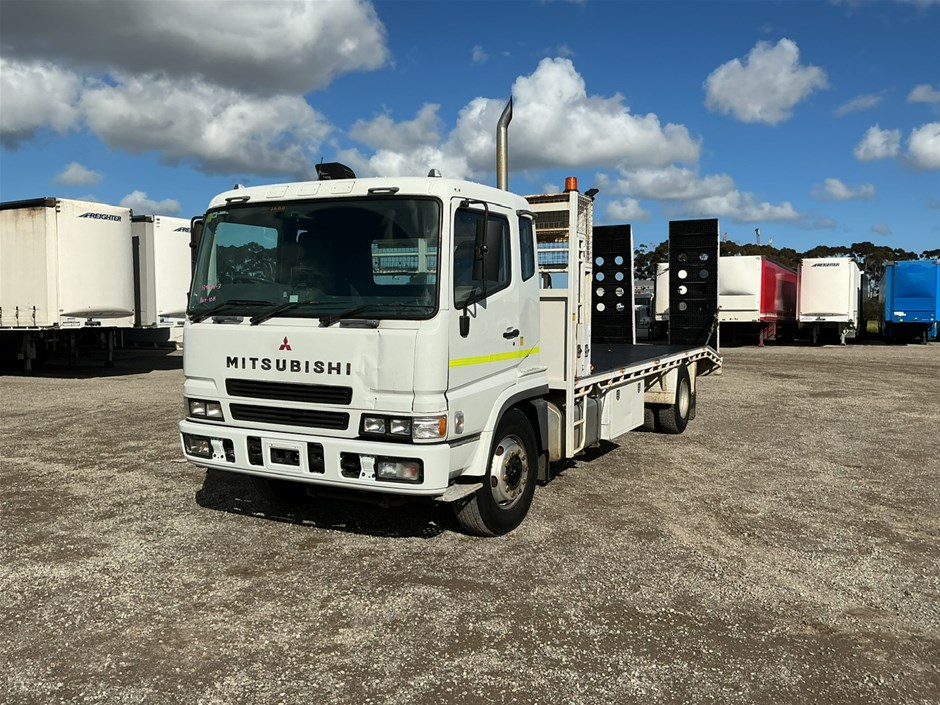 2002 Mitsubishi FP 500 4 x 2 Beavertail Truck