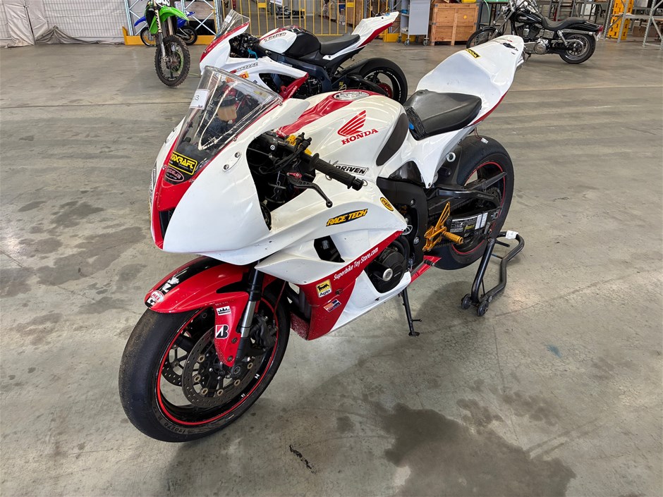 1800 SALVAGE - <p>2007 Honda CBR600RR Motorcycle</p>
