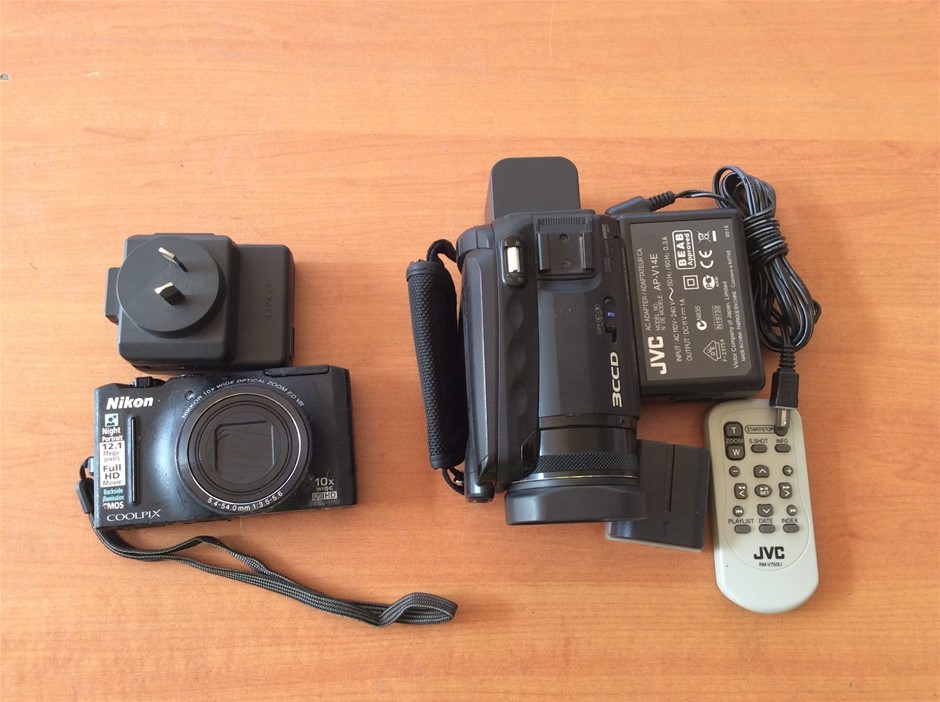 Digital Camera – VIC Pickup 