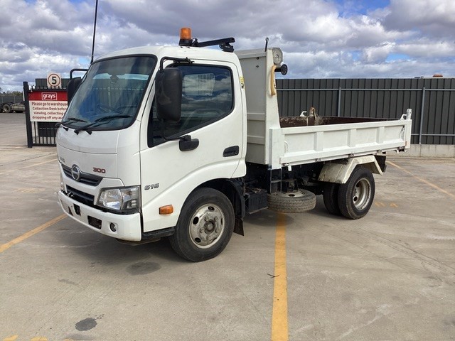 Unreserved Ex-Hire Construction & Excavation Equipment - SA